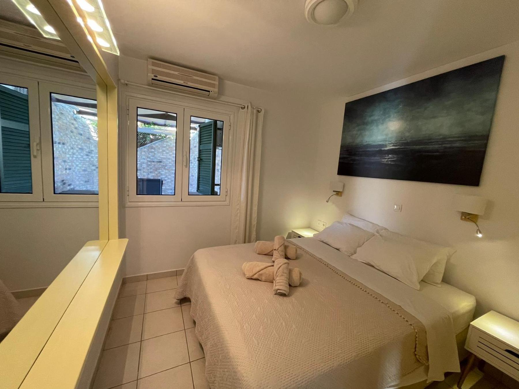 House Apartment *